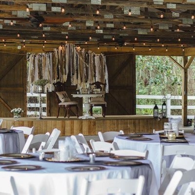 Wedding and Event Barn located in the Tampa Bay area. We specialize in dream weddings, corporate events, and parties!