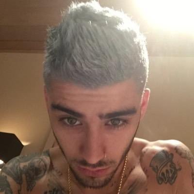 here to update you on Zayn Malik! Also here to give you some amazing pics/gifs of Zayn.