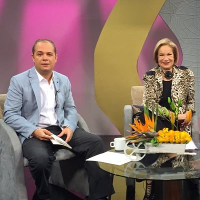 Los domingos a las 6:30 pm. por @MexiquenseTV (y por internet) Guadalupe @gloaeza y José Manuel @jmazpiroz platican con un/a invitad@ del mundo de la cultura.