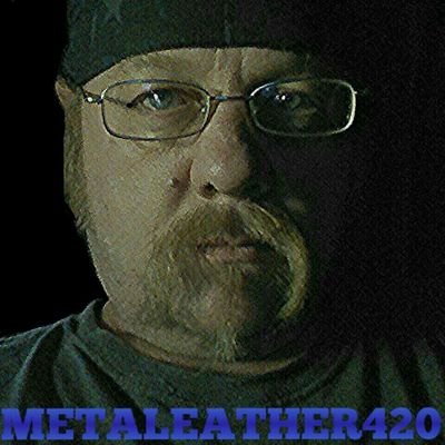 I make leather wristbands for stoners!!!
metaleather420@gmail.com, (316) 409-5415.