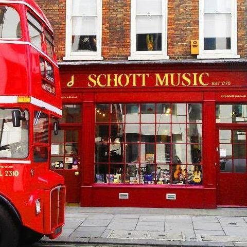 Schott first established a London presence in 1835 in St James’s, moving to 159 Regent Street before settling at 48 Great Marlborough Street in 1908.