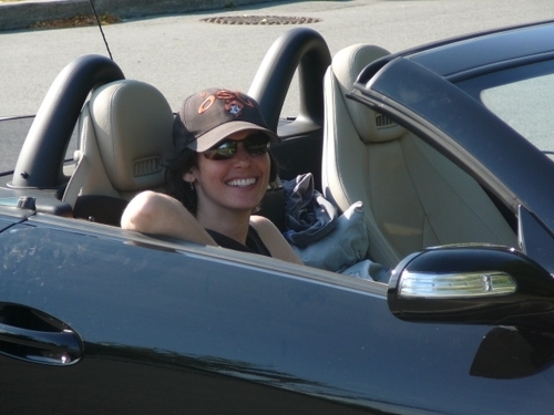 Fitness writer, fitness pro. I blog about fitness (tech, style, gadgets, gear) at Fitness Test Drive. I retired this account but am active over at: @amandavogel