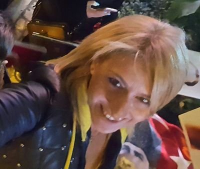 Ozlm_Erdnc's profile picture. İMKANSIZ DİYE BİRŞEY YOKTUR  ! ! OLANAKSIZ ZAMAN ALIR..