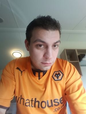 Hi im Craig please to meet you,im a lovely chap loyal wolves fan and party animal so say hi if you want