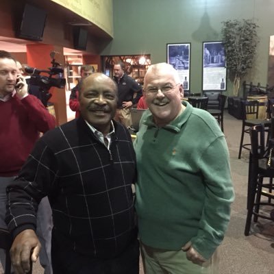 Member of U.S. Basketball, Baseball & Football Writers Association. Freelance sportswriter/broadcaster for AP, CBS News & local news agencies. Semi retired.