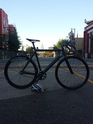 BrkNegro's profile picture. pollination over pollution Fixedgear rider for Brk_la #RYBTW