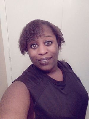 StaceyV1993's profile picture. 