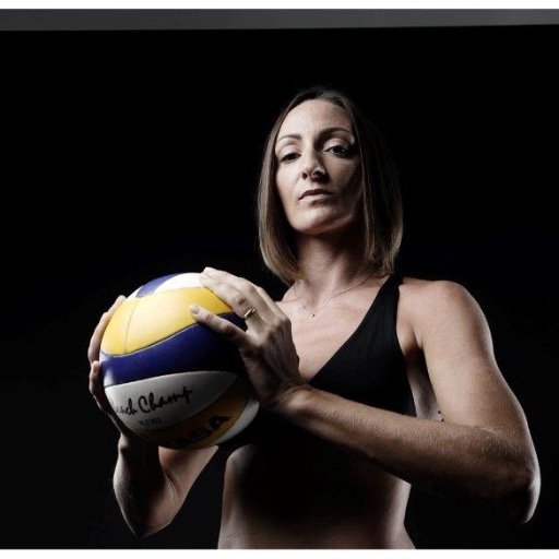 Volley and Beachvolley pro player. 2012 Olympian (5th), 2011 European Champion, 7 World tour GS medals. 2009/16 Italian Champion. Gretapenzia@gmail.com