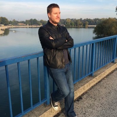 I simply love digital media business, new technologies and internet marketing. My base of operations is @informativka.