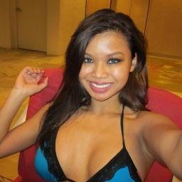 CassyS10's profile picture. 