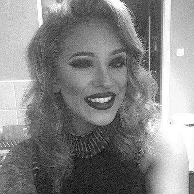 Rebecca070595's profile picture. Clinique