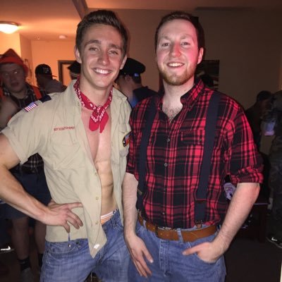 AlexReiter23's profile picture. Don't strive for perfection, Strive for improvement.