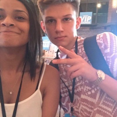 ayeeereynolds's profile picture. 