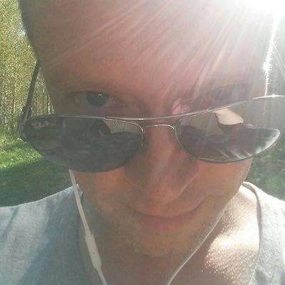 JariPohjanen's profile picture. Software developer, entrepreneur and technology enthusiastic. Sport, speed and motorcycles 🔥