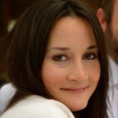 HelenOrtizB's profile picture. EMEA People team at Apple