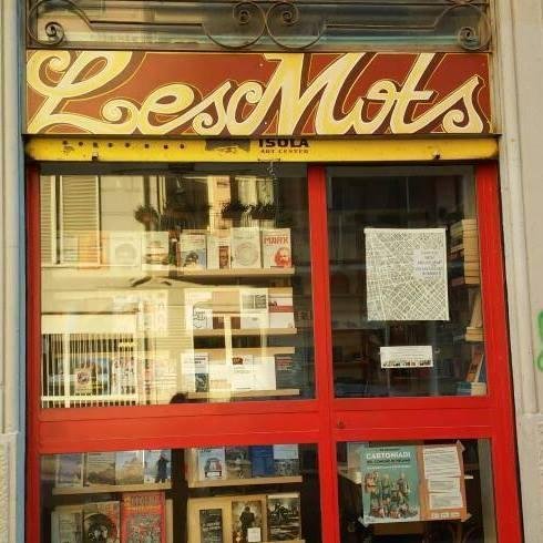 Dal 7 ottobre 2011 in quartiere Isola a Milano, in Via Carmagnola angolo Via Pepe, la Libreria Les Mots organizza presentazioni di libri e iniziative culturali