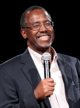 Defrocked Gynocologist and brother of that self hating token black Neurosurgeon cum US Secretary of HUD, Ben Carson.. #trumpsucksblackdick