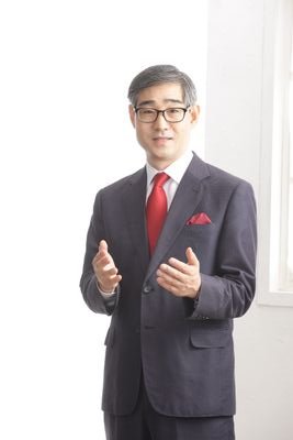 a01035322544's profile picture. 대한칵테일조주협회 회장
NCS(국가직무능력표준) 식음료서비스분야(바텐더, 소믈리에, 바리스타) WG 심위위원