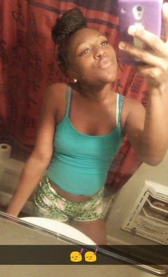 tuuttttt's profile picture. single