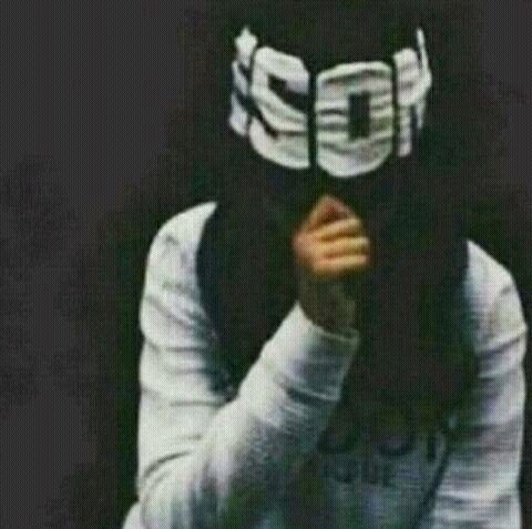 Axrrrrgbnk's profile picture. ‏‏يسألوني ايش ميولك لا طرى العشاق طارئ أذكر اني بحب الهلال متيم