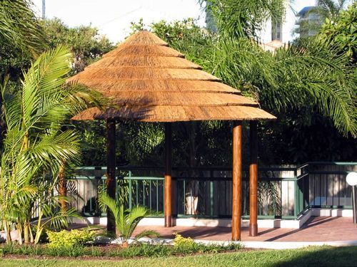 Tiki Shack Importer is the only commercial grade palm leaf thatch, thatched roof materials, & palapa umbrellas.