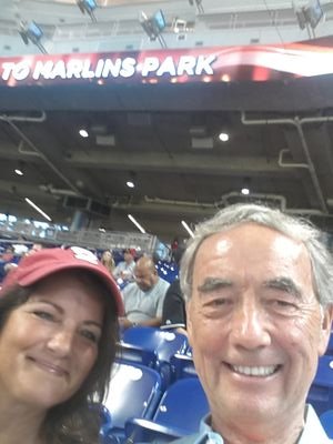 mikemangold45's profile picture. 