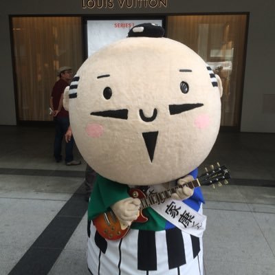 静岡県浜松市を中心に地元の音楽を愛好し、ミュージックイベント企画、音響etcなども少々やらせていただいております。 イベント協力等も受付中