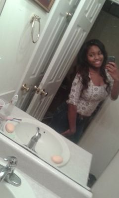 AyyeeFuqkYoHoe's profile picture. Follow Me #IFollowBack && #IUnfollowBack ! IG: MuyHermosa_