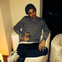 Simón ♕ (@simonalfar0) 's Twitter Profile