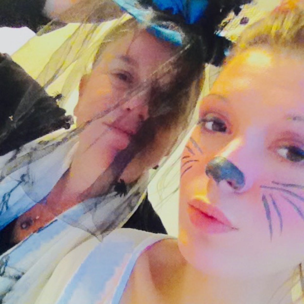 equilibrium5294's profile picture. tell me life is beautiful