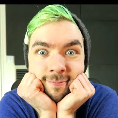 TheDivergentkin's profile picture. 