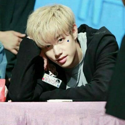 Stressed & internet obsessed | kpop addict | ⭐IGot7 | ARMY | Elf | Sone | Disney fanatic
