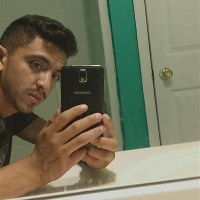 Selvinmorales65's profile picture.