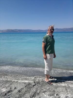 necatikaplan's profile picture. seni görmek ne güzel,neşe,huzur ve mutluluk veriyorsun
nice to see you , you give joy peace happiness