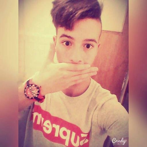 18 ans, Algérien . Facebook : Anis mokaddem Muslim ☝ incompris  . ❤ a smile is a صدقة ☺ ✌ vis chaque jour comme si c'était l'dernier Follow Me
