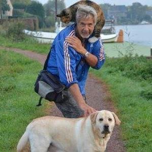 Fotograferen van de 'natuur' Helaas wandelen gaat niet meer echt !! Meneer Parkinson is de oorzaak :(  Fietsen gaat nog wel !