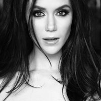 Tessa Virtue(@tessavirtue) 's Twitter Profile Photo