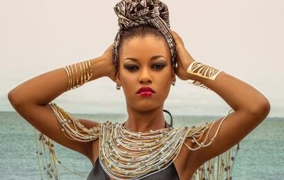 Bienvenue sur le compte officiel de 
Reine NGOTALA - Miss Monde Gabon 2015 - 👑Miss GABON 2015👑 - Miss Nyanga 2015.

Instagram: @miss_reine_off