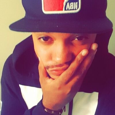 I rap. I write. I✈✈
creating a brand!
#M.A.D.A.R