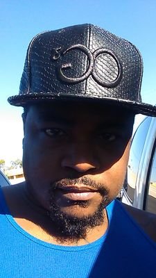 trueGBlaze's profile picture. https://t.co/WtYNloSSkN