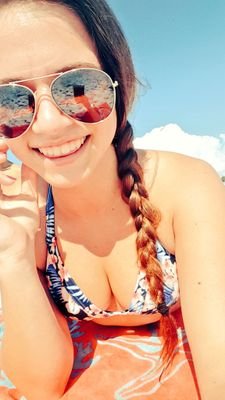 taksasb12's profile picture. 