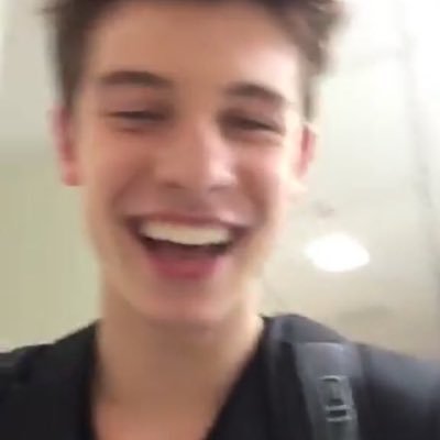 Pictures & Videos of Shawn Mendes at award shows