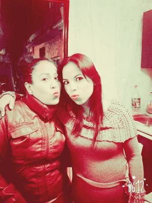 MichelleEmbarc1's profile picture. 