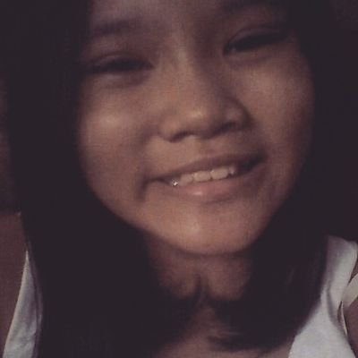 rheonnalouisel's profile picture. smile
