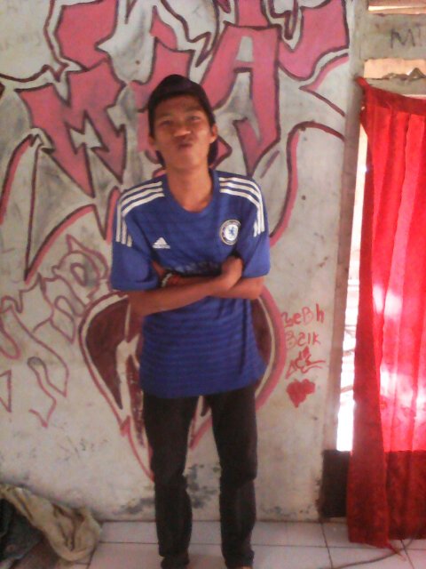Birthday july 97, wearing raxzelwear and zerolabelcloth collection of T-shirt brand.