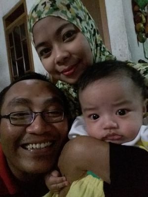 Termasuk rakyat kecil, MU Mania & Bonek Mania, suka dengan hal2 berbau sejarah, manajemen keuangan & akuntansi...