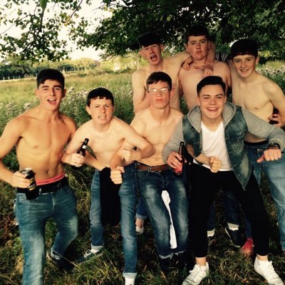 NiNially122's profile picture. 