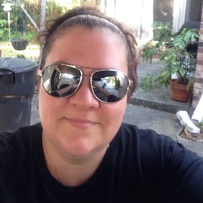 AliRaveling's profile picture.