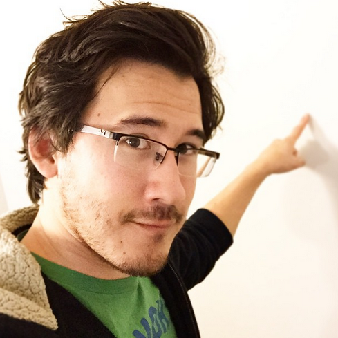 Hello everybody. My name is Markiplier. I have no idea what I'm doing. Let's play it by ear. Please don't scare Markimoo! || Single Verse || Shipping Welcome.