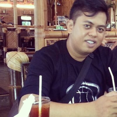 andid749's profile picture. 